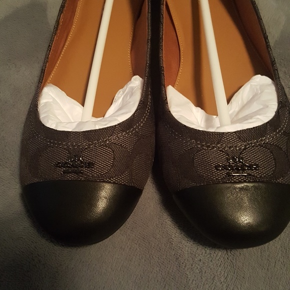 NWT Coach Chelsea Cap Toe Flats - Picture 4 of 8
